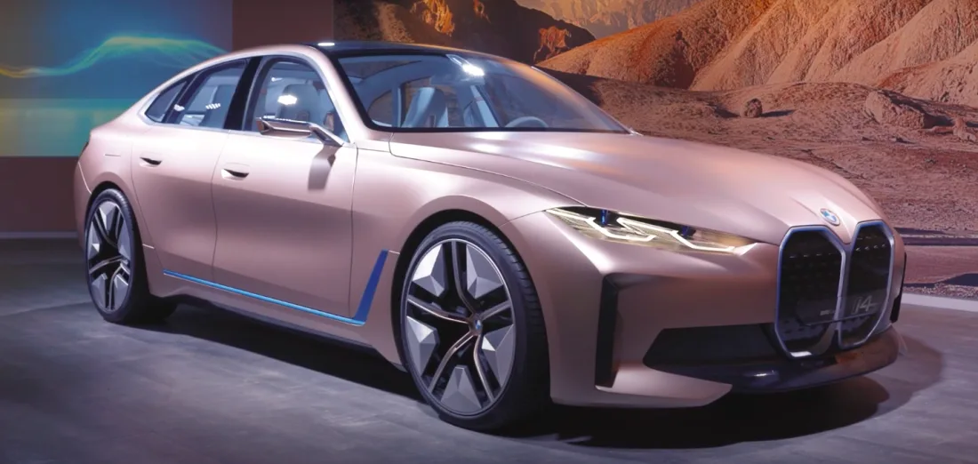 BMW i4 side