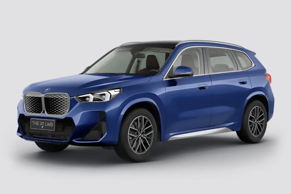 BMW iX1 front