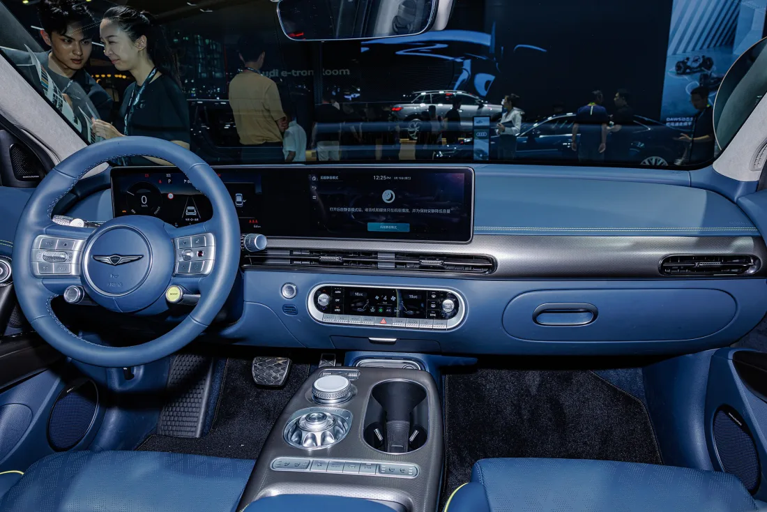Genesis GV60 interior