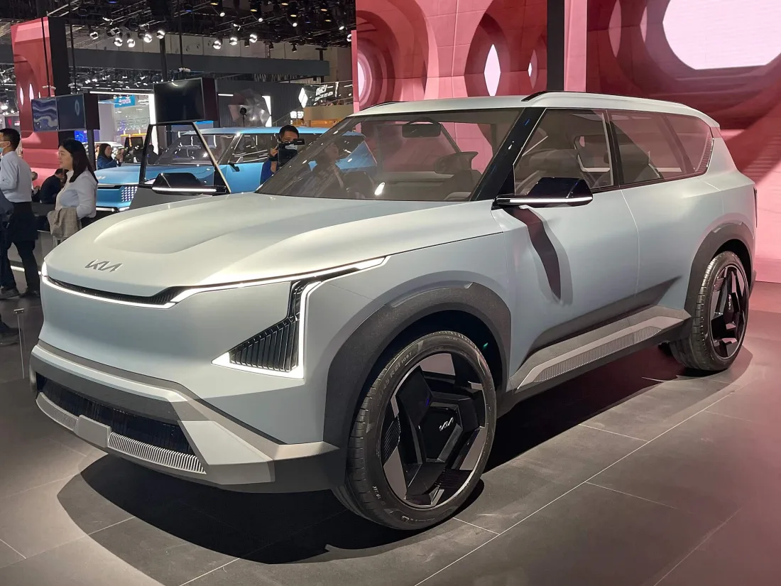 Kia EV5 side
