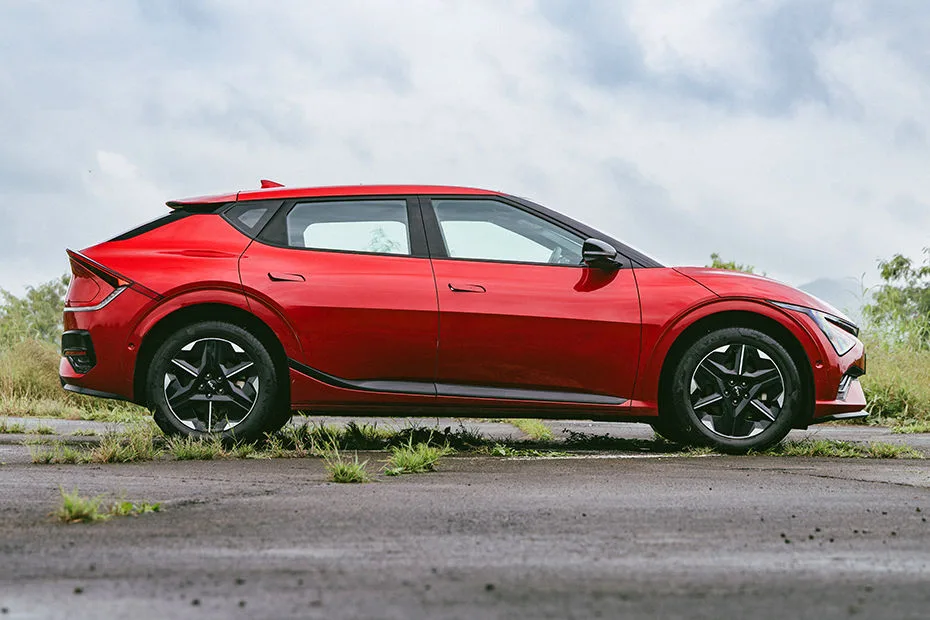 Kia EV6 side