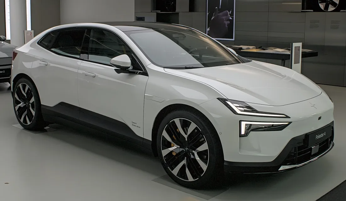 Polestar 4 front