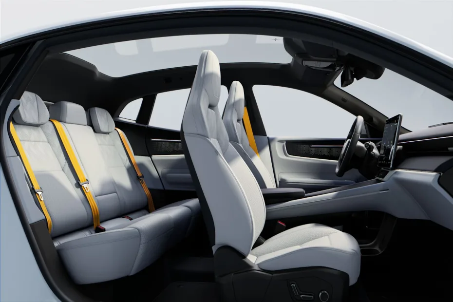 Polestar 4 interior