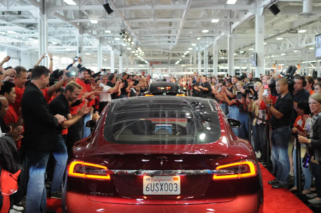 Tesla Model S side