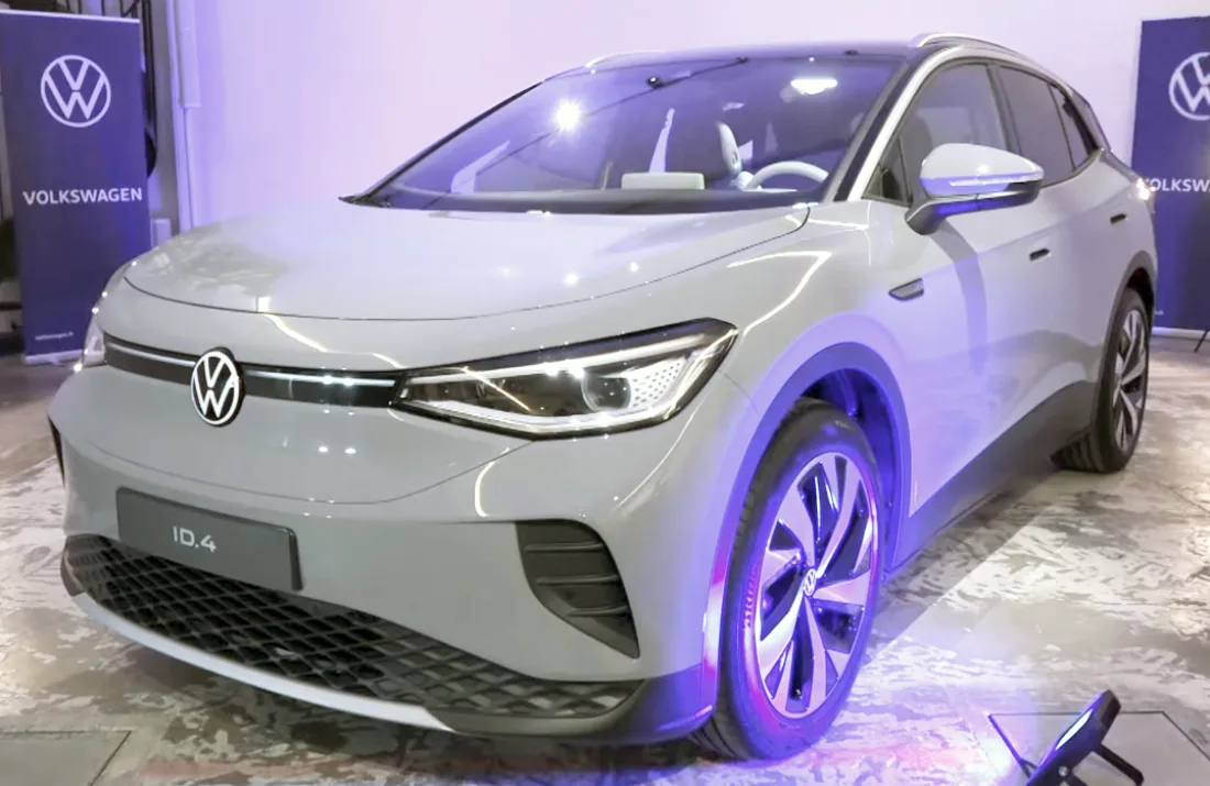 Volkswagen ID.4 side